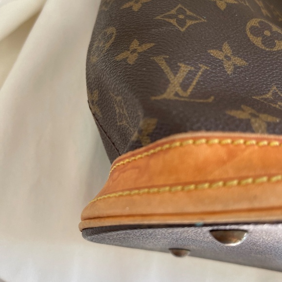 LOUIS VUITTON Monogram Bucket pm Bag - Picture 10 of 15